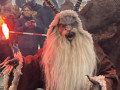 Die Teufel beeindruckten mit Feuer, Rauch und schauriger Musik